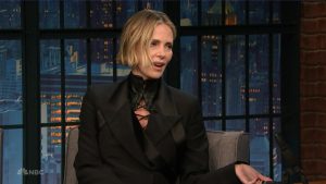 Charlize Theron SEXY Black Dress Nice Leg (46)